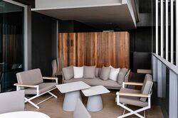 TwentyOne Angullia Park (D9), Condominium #443599451